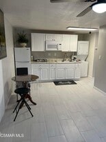2261 Athens Ave in Simi Valley, CA - Building Photo