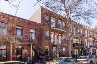 5174-5184 Cartier St in Montréal, QC - Building Photo
