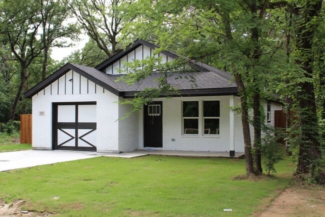 property at 125 Chapperall Dr