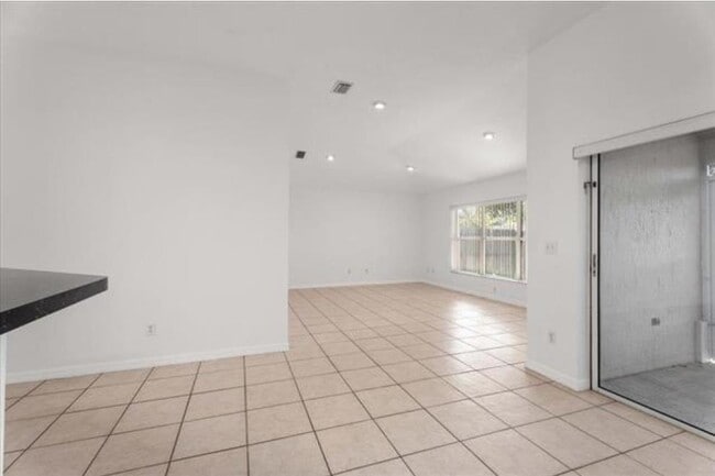 980 Windward Way in St. Augustine, FL - Building Photo - Building Photo
