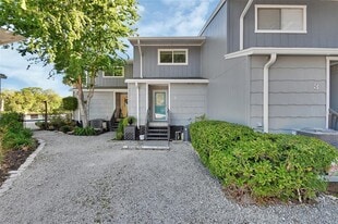 2329 River Ridge Rd in DeLand, FL - Building Photo