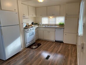 Thunderbird in Sunnyvale, CA - Building Photo - Interior Photo