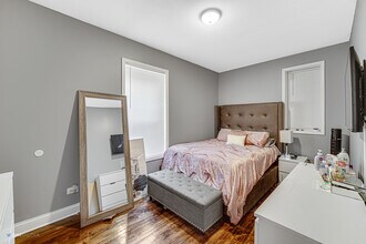 6325 S Campbell Ave in Chicago, IL - Building Photo - Building Photo
