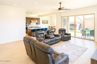 3940 W Hayduk Rd in Phoenix, AZ - Building Photo - Building Photo