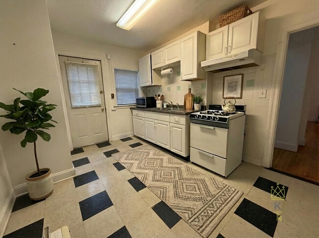 15 Beechcroft St in Boston, MA - Foto de edificio - Building Photo