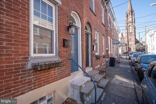 4522 Smick St in Philadelphia, PA - Building Photo