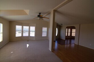 35850 Via Famero Dr in Acton, CA - Building Photo - Building Photo