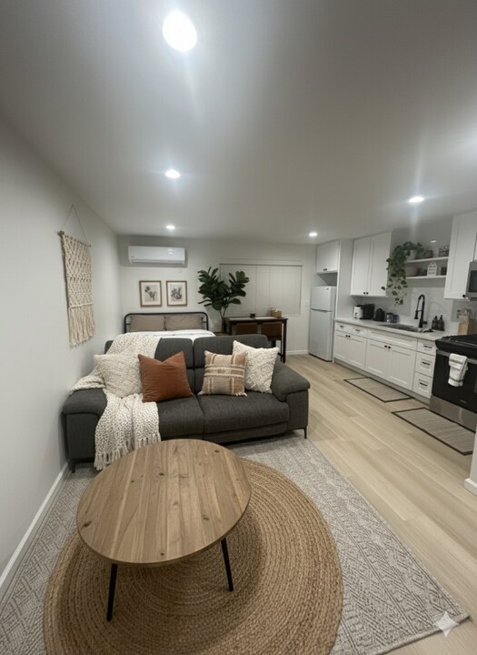 4718 W Ave L 6 in Quartz Hill, CA - Building Photo