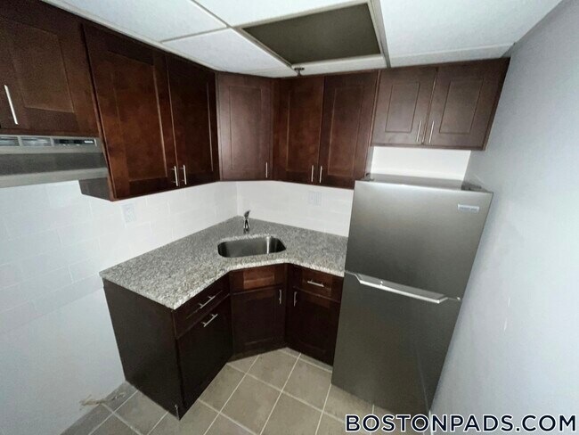 62 Boylston St in Boston, MA - Building Photo - Building Photo