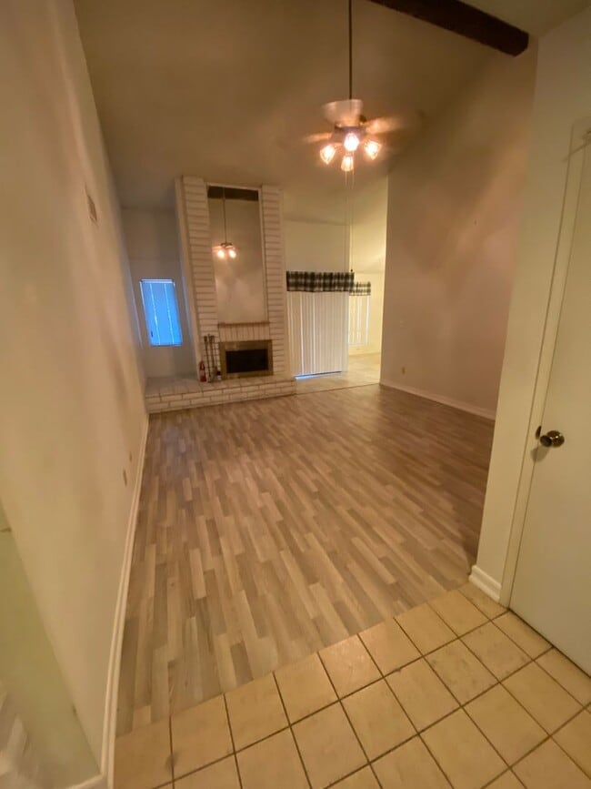 1000 Olive Dr in Bakersfield, CA - Building Photo - Building Photo