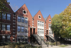 526-530 E Bowen Ave Apartments