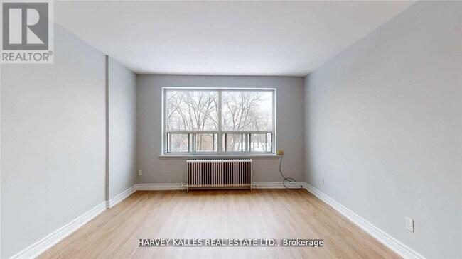 4 Greentree Ct in Toronto, ON - Building Photo - Building Photo