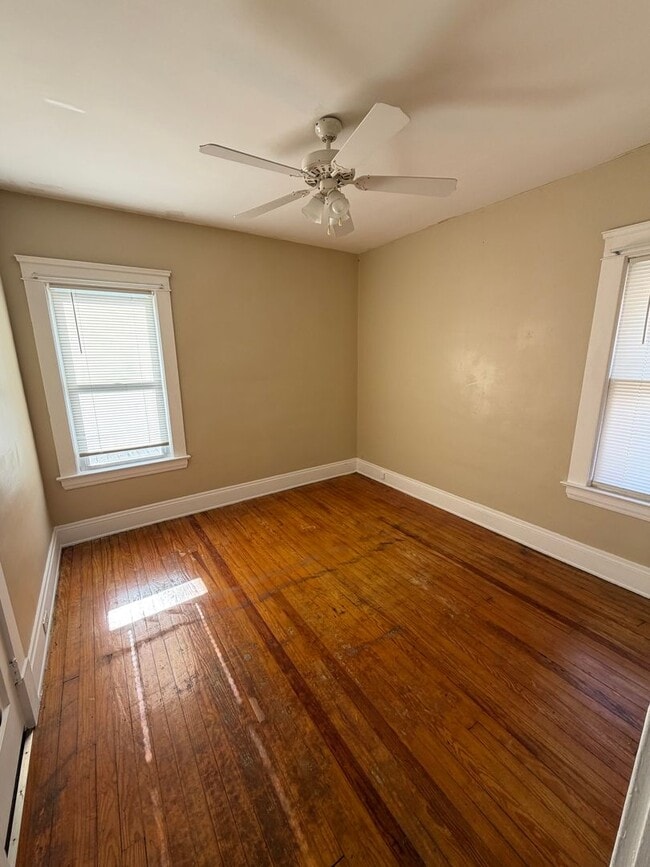 10327-10325 Ignatius Ave in Cleveland, OH - Building Photo - Building Photo