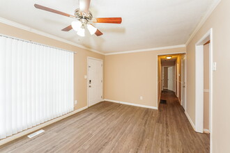 5839 Brenda Dr in Trussville, AL - Building Photo - Building Photo