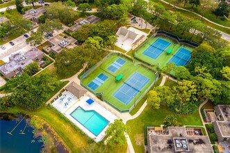 311 3rd Terrace in Palm Beach Gardens, FL - Building Photo - Building Photo