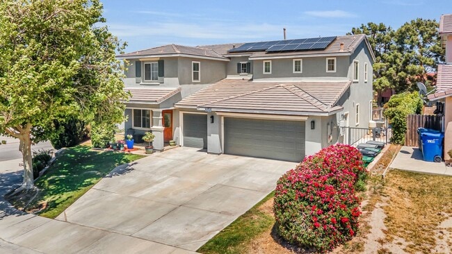 38360 Wakefield Pl in Palmdale, CA - Building Photo - Building Photo