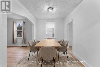 6367 High St in Niagara Falls, ON - Foto de edificio - Building Photo