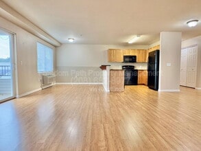 310 N Promenade Loop in Post Falls, ID - Building Photo - Building Photo