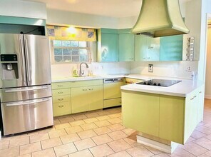 728 Hunter Dr in San Gabriel, CA - Building Photo - Building Photo
