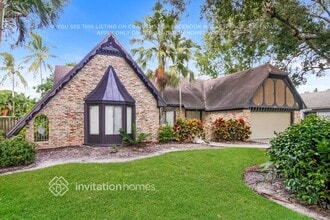 9861 NW 10th St in Plantation, FL - Building Photo - Building Photo