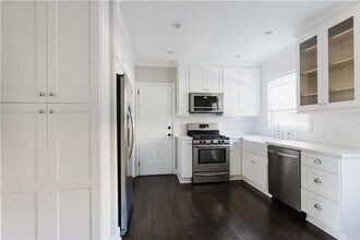 36 Sheridan Dr NE in Atlanta, GA - Building Photo - Building Photo