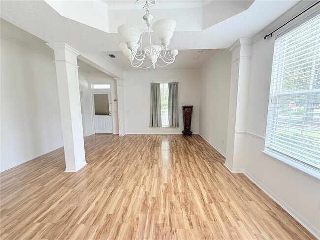902 Waterside Dr in Kissimmee, FL - Building Photo - Building Photo