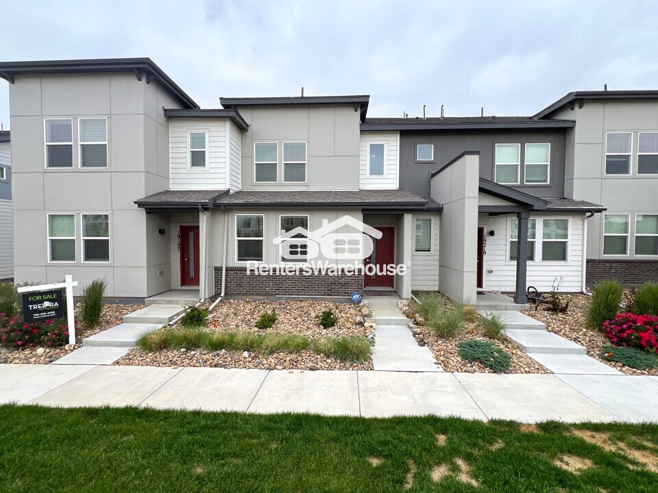 19201 E 64th Ave in Denver, CO - Building Photo