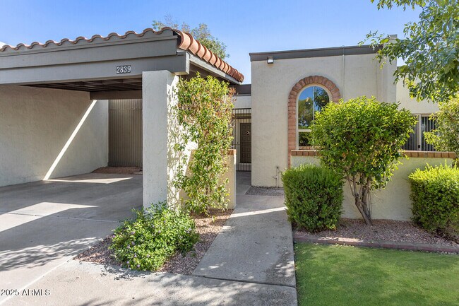 property at 2839 E Montecito Ave