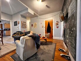 18 Glenville Ave, Unit 2 in Boston, MA - Building Photo