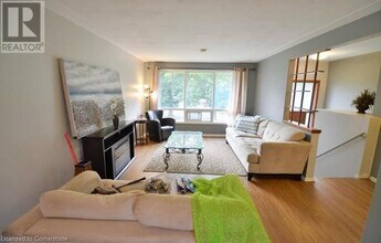 442 Blythwood Pl in Waterloo, ON - Building Photo - Building Photo