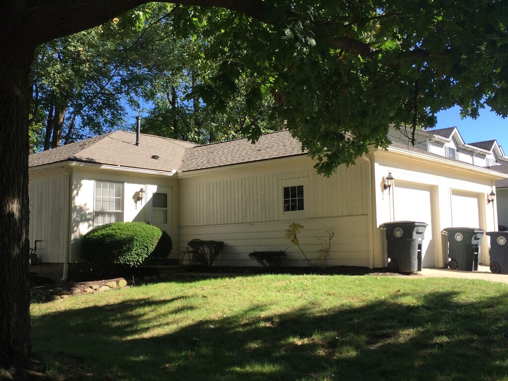 Condos on Gurley Apartments in Akron, OH
