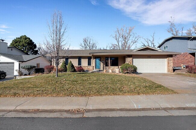 8563 E Saratoga Pl in Denver, CO - Building Photo - Building Photo