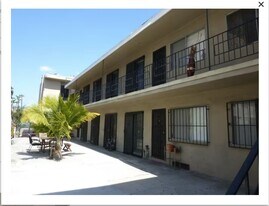 926 S Lake St in Los Angeles, CA - Building Photo