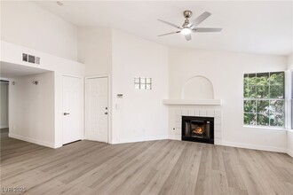 2251 Wigwam Pkwy in Henderson, NV - Building Photo - Building Photo
