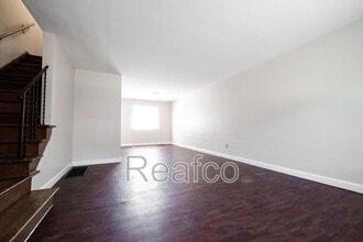 830 S Harris Ave in Columbus, OH - Building Photo - Building Photo
