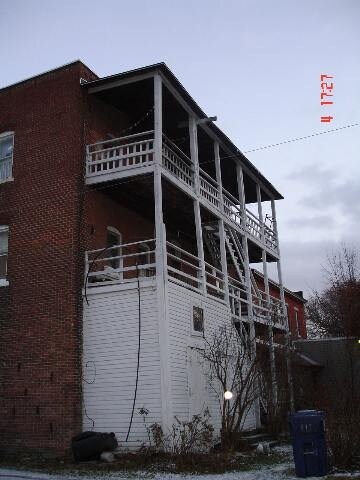 211 Main St in Salem, NY - Foto de edificio - Building Photo