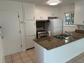 4518 Newhaven Way in Castro Valley, CA - Building Photo - Building Photo