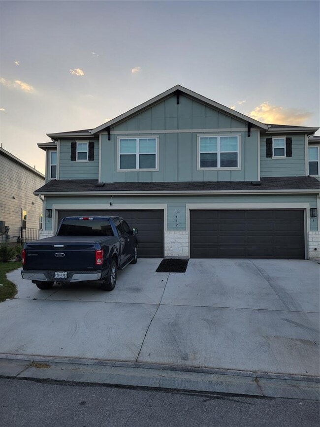 7412 Sparkling Light Dr in Austin, TX - Building Photo - Building Photo