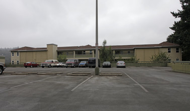 Waverly Landing Apartments (por) in Portland, OR - Building Photo - Building Photo