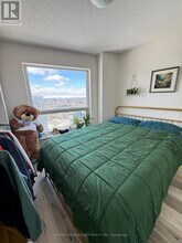 125 Village Green Square in Toronto, ON - Building Photo - Building Photo