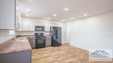 102 Millbury Way in Madison, AL - Building Photo - Building Photo