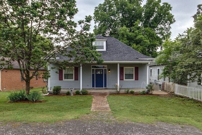 5106 Indiana Ave in Nashville, TN - Building Photo - Building Photo