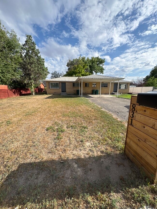 property at 831 W 100 N