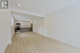 100 Liberty St N in Clarington, ON - Building Photo - Building Photo