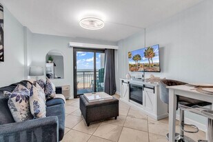 2001 S Ocean Blvd in Myrtle Beach, SC - Building Photo