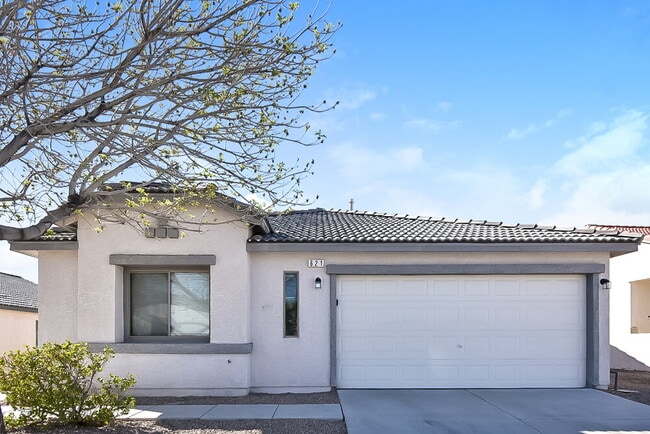 property at 621 W Bright Lights Ave