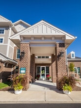 Flats at Spring Mill Station in Westfield, IN - Foto de edificio - Building Photo