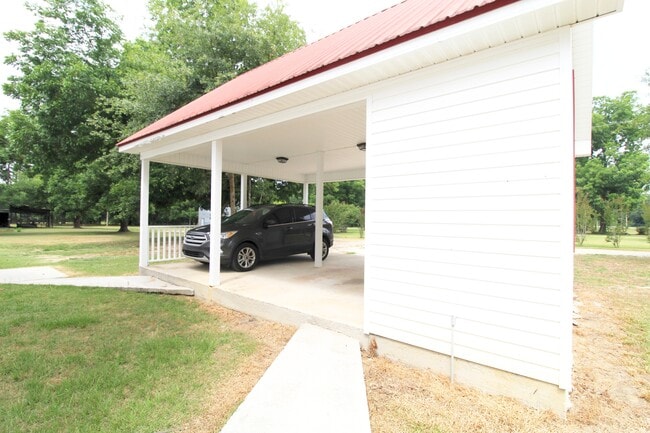 8775 Clito Rd in Statesboro, GA - Building Photo - Building Photo