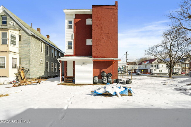 1092-1092 Congress St in Schenectady, NY - Building Photo - Building Photo