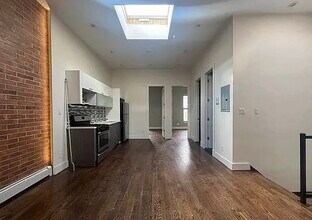 165 Covert St, Unit 2 in Brooklyn, NY - Foto de edificio - Building Photo
